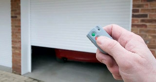 Купить автоматику для рулонных ворот Нягань, цена от 2727 руб.